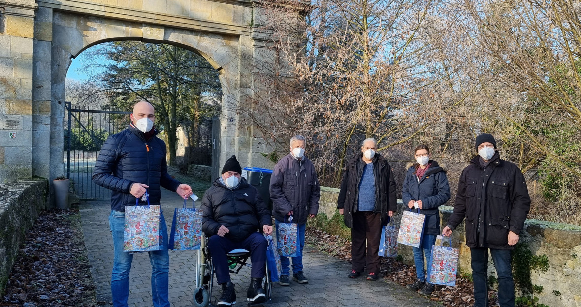 Ein Gru zu Weihnachten an das Kreisseniorenheim in Oesterholz  [Foto: Sina Gurcke]