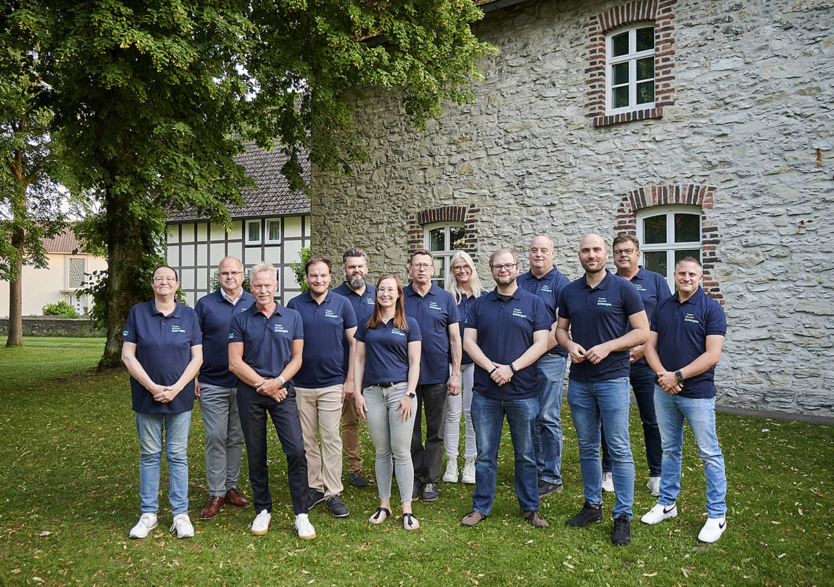 v.l.n.r. Manuela Schauf, Marcus Pster, Gunter Ktter, Matthias Buchheim, Lars Hanselle, Sina Schoodt, Dirk Hofschlag, Stephanie Flter, Dominik Guse, Reinhard Richter, Hannes Schoodt, Peter Hille, Pascal Rgge, es fehlt Marcel Bailmann, 
Foto: Hoffmann